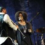 Hüsnü Şenlendirici, Dianne Reeves (Photo: Mahmut Ceylan)