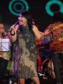 Thilma Komaling, Indonesia